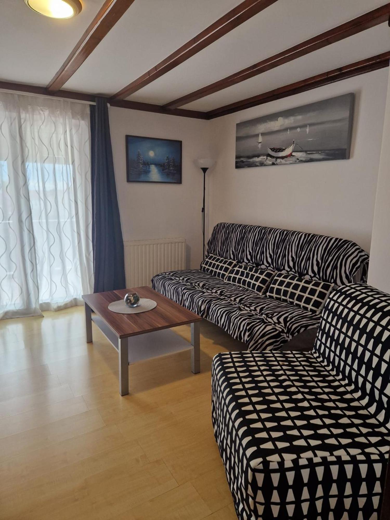 Tony Apartments Rovinj Buitenkant foto