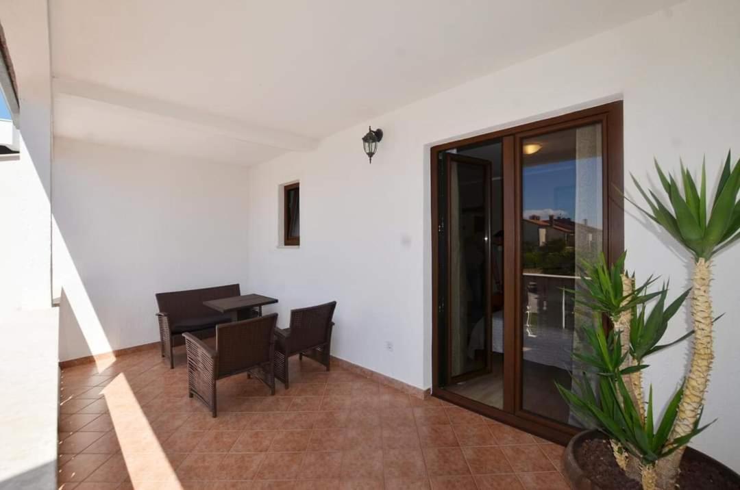 Tony Apartments Rovinj Kamer foto