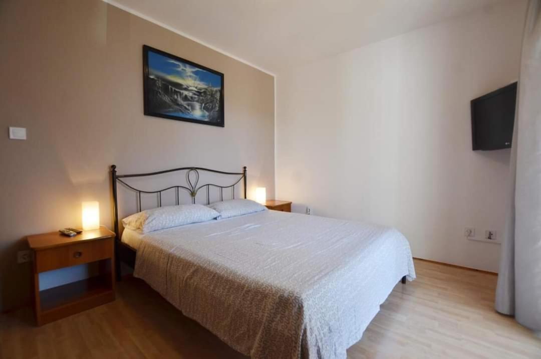 Tony Apartments Rovinj Kamer foto