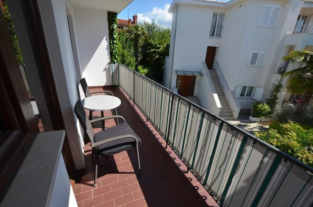 Tony Apartments Rovinj Kamer foto